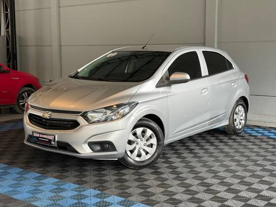 CHEVROLET ONIX 1.0 MPFI LT 8V FLEX 4P MANUAL CHEVROLET ONIX 1.0 MPFI LT 8V FLEX 4P MANUAL